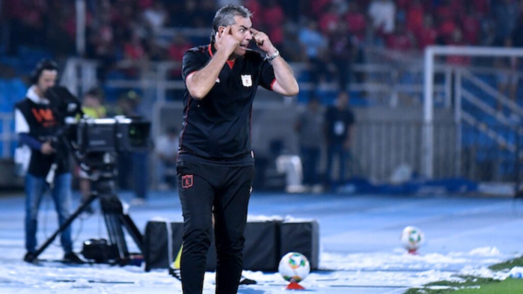 Jorge 'Polilla' da Silva, DT de América | VizzorImage.