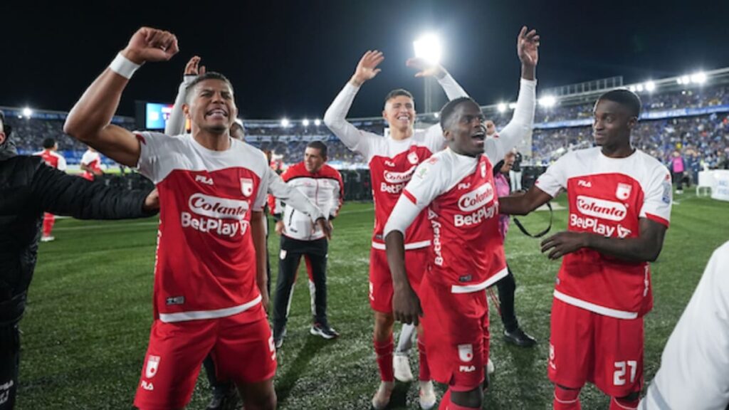 Independiente Santa Fe celebrando | VizzorImage.