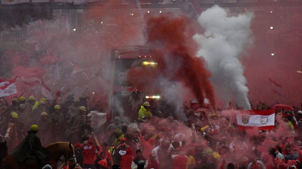 Bus Hinchas Santa Fe