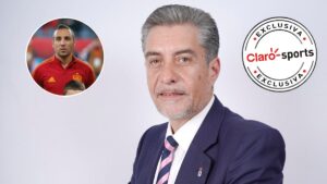 Martín Peláez y la historia detrás del fichaje de Santi Cazorla por el Oviedo: se ofreció a jugar gratis