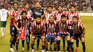 Chivas continúa su pretemporada sin Chicharito
