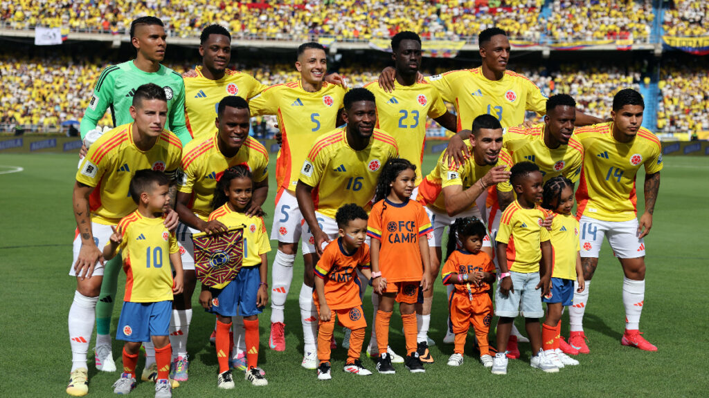 Equipo titular de la Selección Colombia contra Perú. - Reuters.