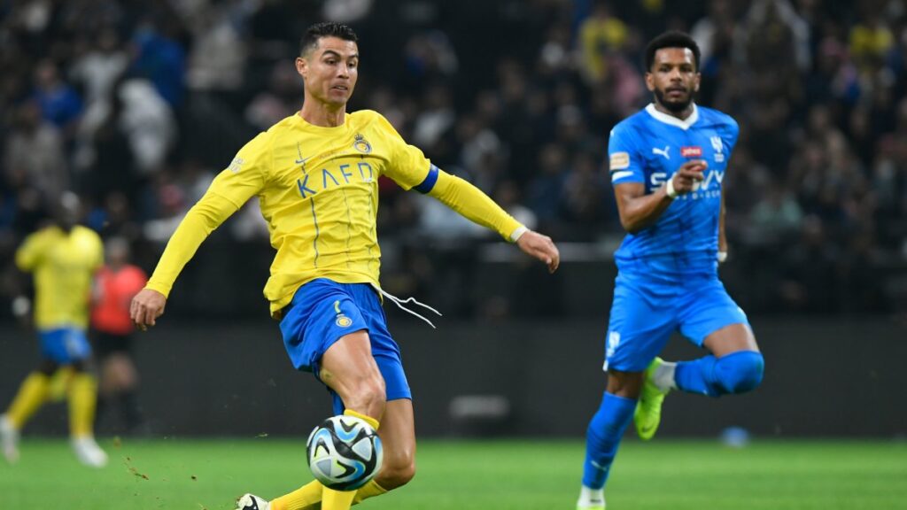 El Al Nassr se queda sin entrenador en medio de la incertidumbre por Cristiano Ronaldo