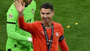 Cristiano Ronaldo: “Por la selección, si tuviera que romperme una pierna lo haría”