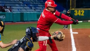 El Águila de Veracruz vence a Rieleros tras ser suspendido el juego en la séptima entrada
