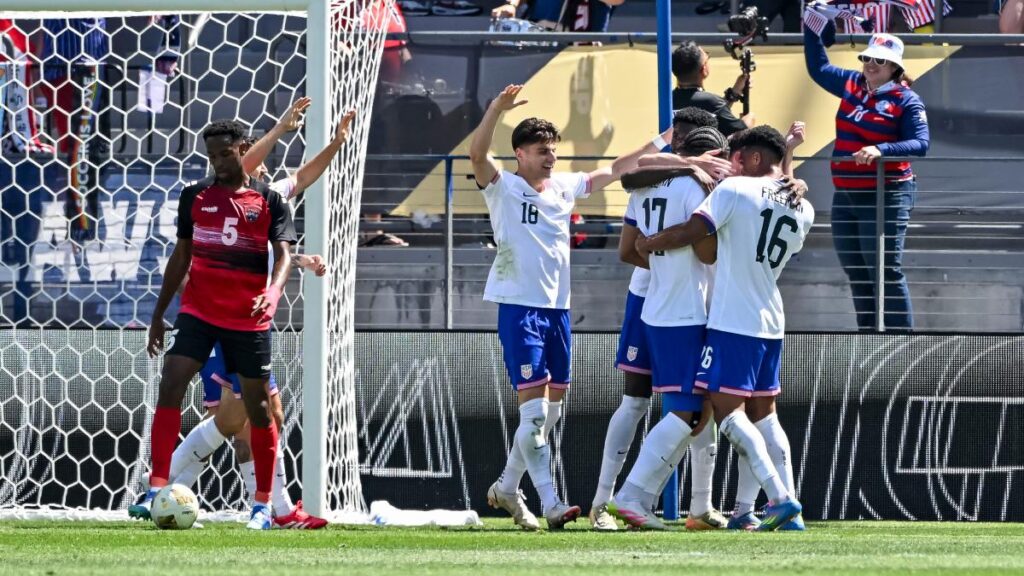 Estados Unidos en festejo de gol
