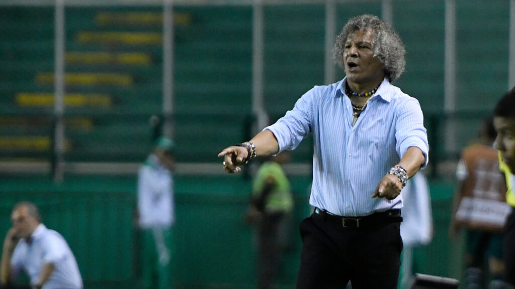 Alberto Gamero, director técnico del Deportivo Cali. - Vizzor Image.