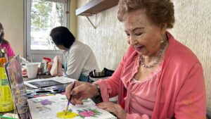 Todo sobre la tarjeta del INAPAM: Beneficios, requisitos y uso en el Día del Padre 2025