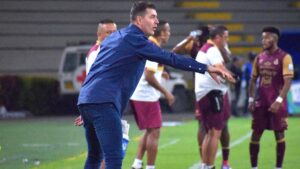 Ismael Rescalvo, entre la eliminación temprana con el Tolima y un posible regreso a Ecuador