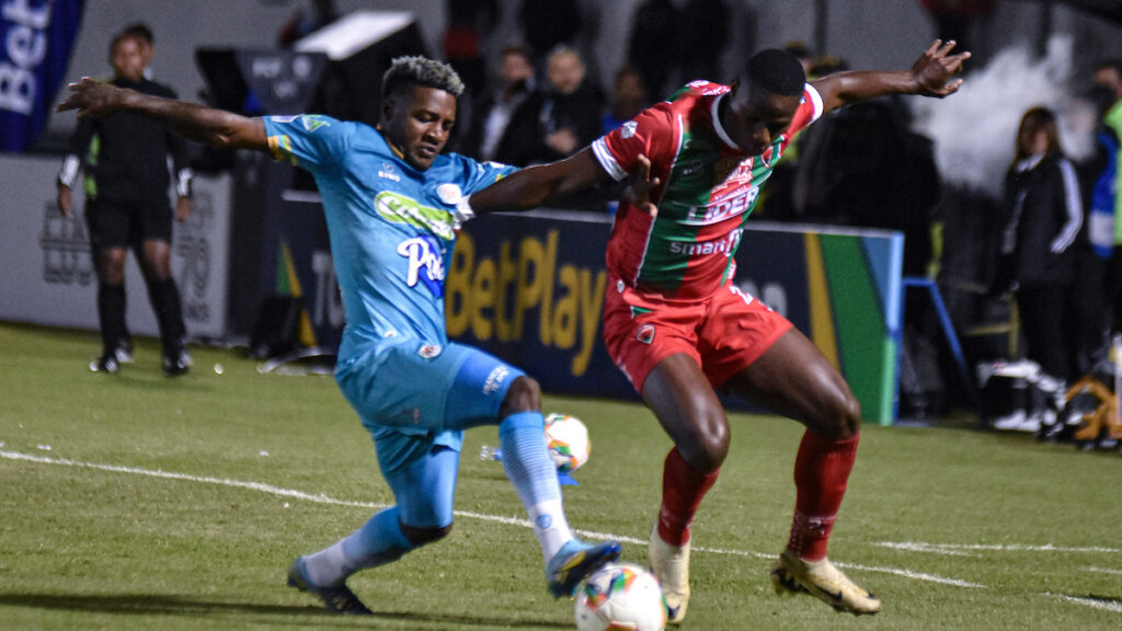 Patriotas y Jaguares, en la final de ida del Torneo 2025-I. - Vizzor Image.