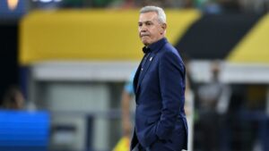 Javier Aguirre destaca la victoria de México y defiende a sus delanteros por la falta de gol