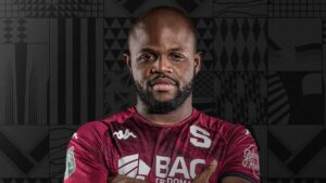 Javon East, un futbolista en el mercado por el conflicto de Israel: ¿vuelve a Costa Rica?