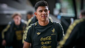 Jesús Gallardo admite que México debe mejorar para el duelo ante Surinam