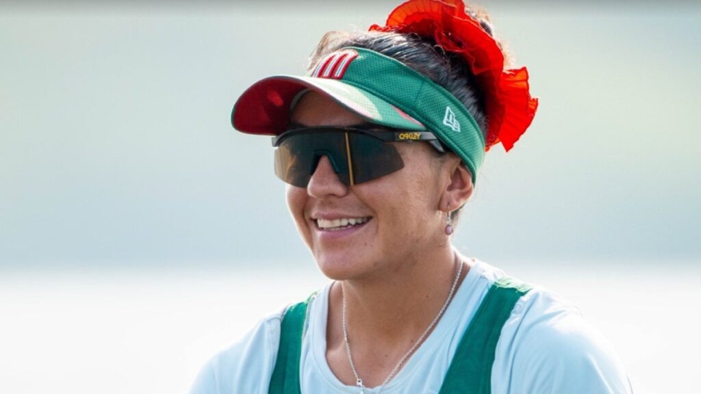 Kenia Lechuga se sube al podio