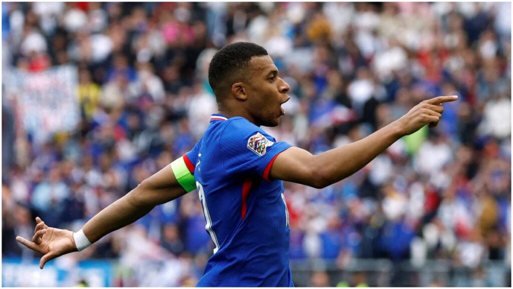 Kylian Mbappé cerca de ser el máximo goleador de Francia | Reuters