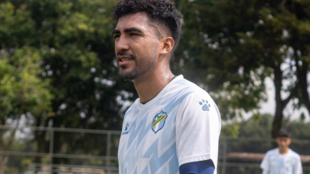 Monreal, durante un entreno. (Comunicaciones X)