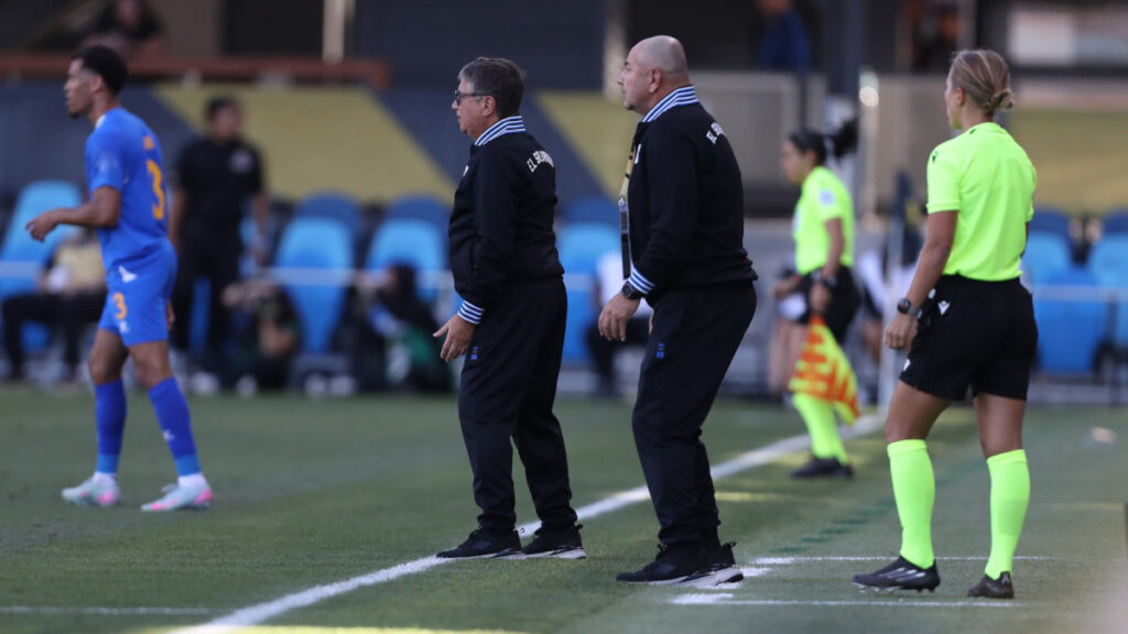 Hernán Darío Gómez, durante el partido. (La Selecta oficial)