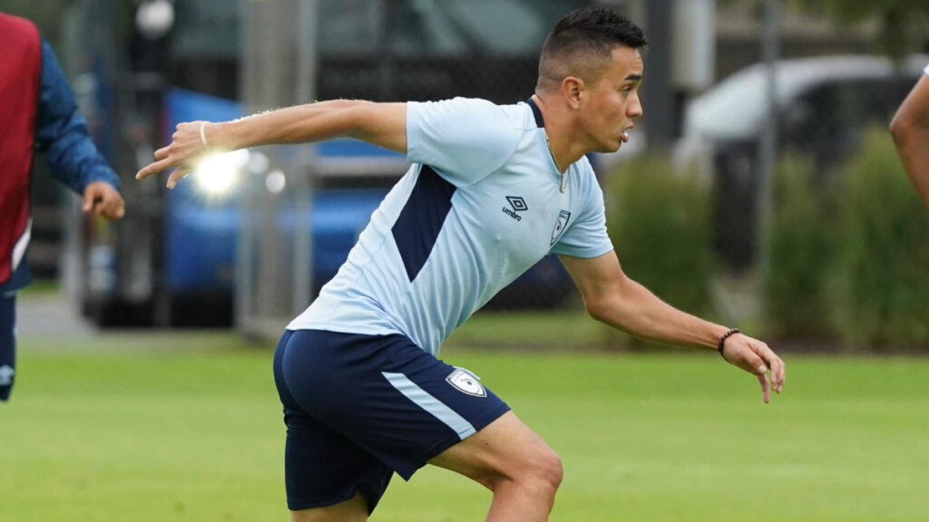 Santis será titular frente a Canadá. (FEDEFUT)