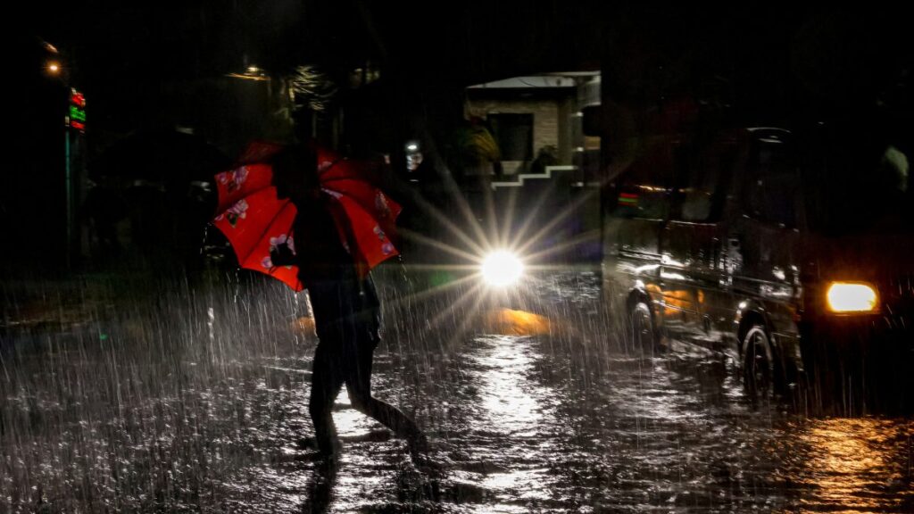 Es indispensable revisar el auto antes de salir a carretera
