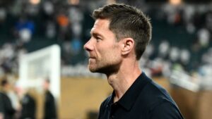 Xabi Alonso se rinde ante el nivel de Vinicius y el equipo, pero espera el regreso de Mbappé