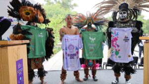¡Un homenaje a la cultura prehispánica! Presentan las medallas y playeras del Maratón CDMX Telcel 2025