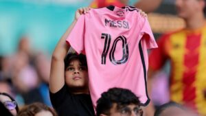 Messi tiene la camiseta más vendidas de la MLS en 2025; Chucky Lozano está en el Top 5