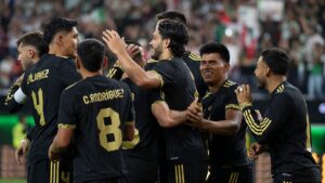 La selección mexicana debuta en la Copa Oro con victoria ante República Dominicana, pero deja algunas dudas