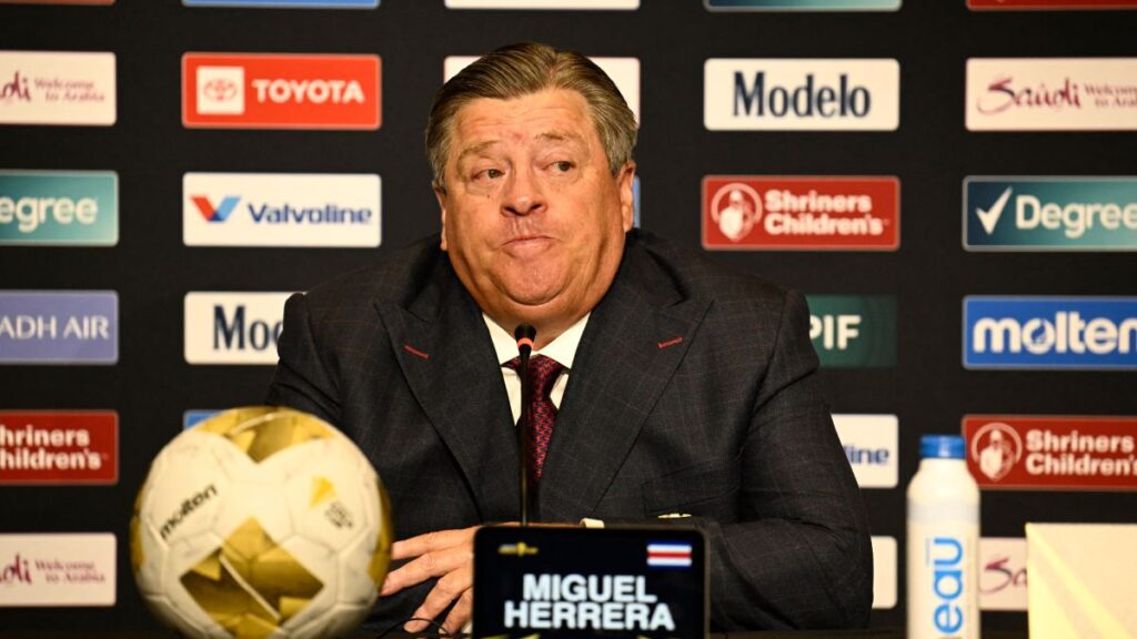 Miguel Herrera revela que sentirá raro enfrentar a México, pero buscará vencerlos en la Copa Oro