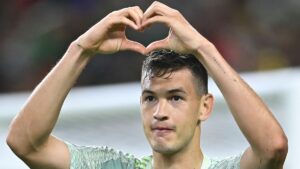 Montes revela la fortaleza México: “No tenemos un Messi, pero el equipo siempre sale adelante”