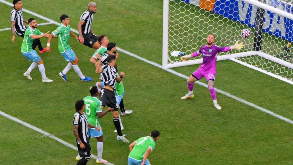Primer gol de Botafogo