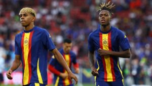 ¿Nico Williams y Lamine Yamal, juntos en el Barcelona? Deco ya está en Ibiza cerrar su fichaje