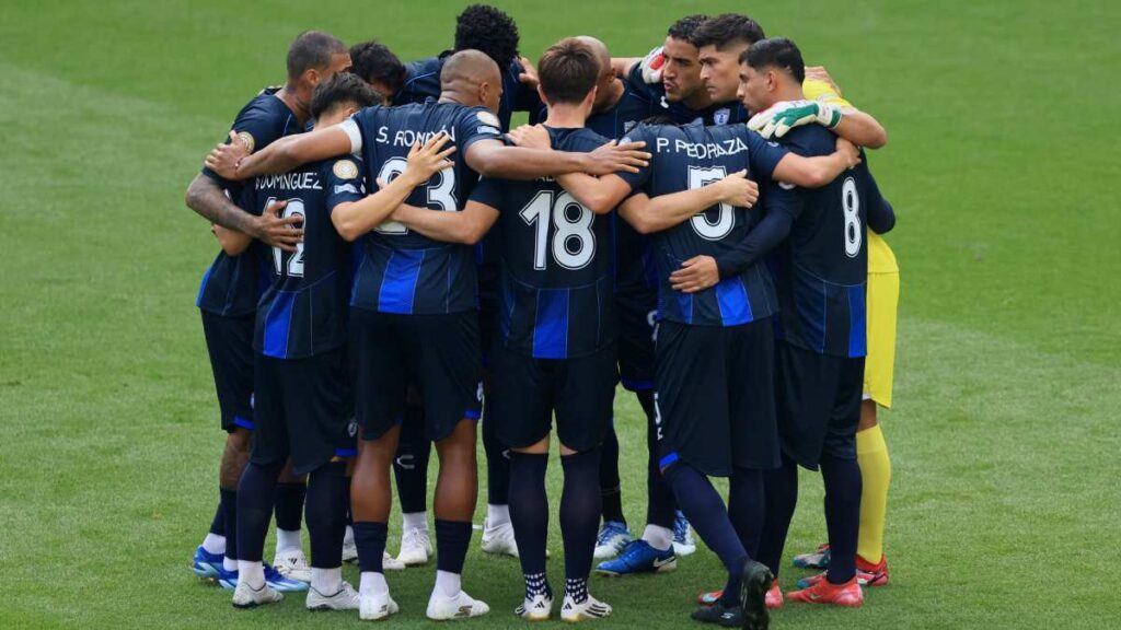 Pachuca vs RB Salzburgo: Sigue el minuto a minuto del partido de la jornada 1 del Mundial de Clubes entre Tuzos y Toros Rojo. | Reuters.