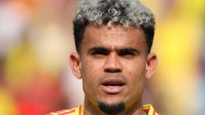 Luis Díaz no le cierra la puerta al Barcelona: “Estamos hablando con clubes y esperamos una buena renovación de Liverpool”