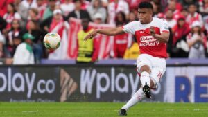 Independiente Santa Fe pierde a su mejor defensor para el resto de los cuadrangulares