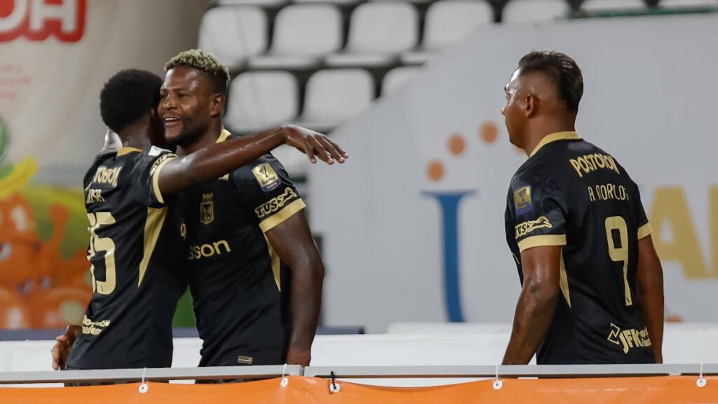 Atlético Nacional celebrando su gol ante Once Caldas / Vizzor