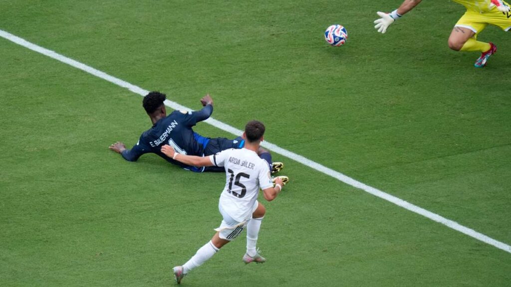 Real Madrid vs Pachuca: Se ven las caras con el objetivo de mantenerse con vida en la Copa Mundial de Clubes del 2025