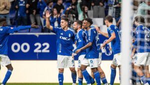 Real Oviedo vuelve a la final de ascenso a LaLiga un año después tras empatar ante Almería