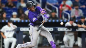 Los Rockies vencen a Miami y acaban con su mala racha de 22 series perdidas