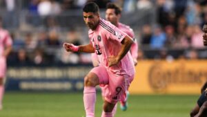 Luis Suárez pide disculpas tras escupir a miembro del staff del Seattle Sounders