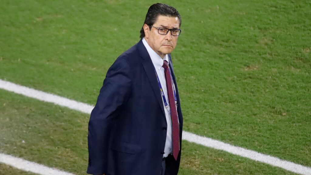 Luis Fernando Tena, entrenador de Guatemala