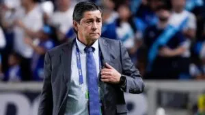 Aplausos y reconocimiento a Tena: ¿Por qué fue decisivo su aporte en la goleada de Guatemala contra El Salvador?