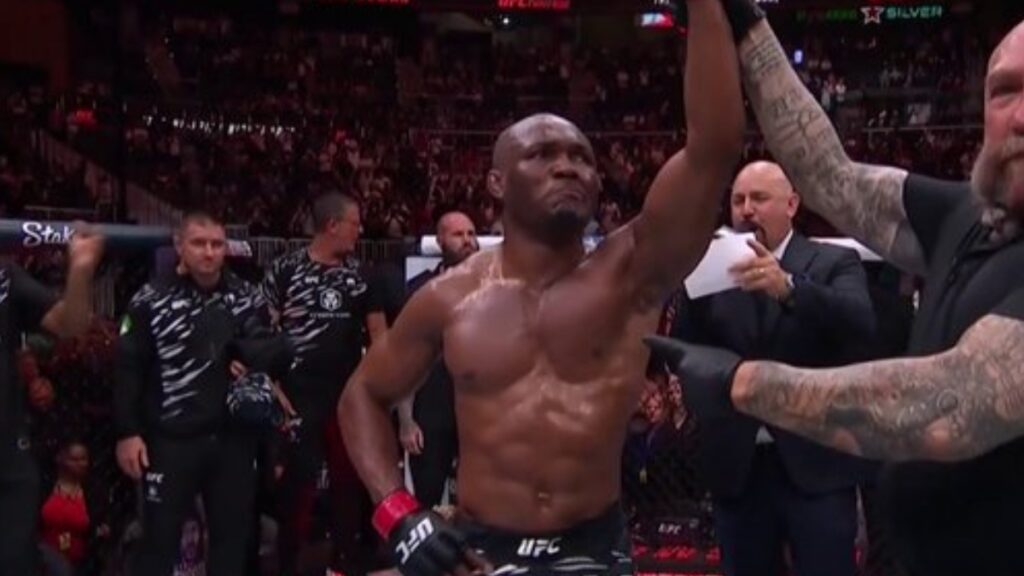 Kamaru Usman deja atrás su mala racha al vencer a Joaquin Buckley en UFC Atlanta