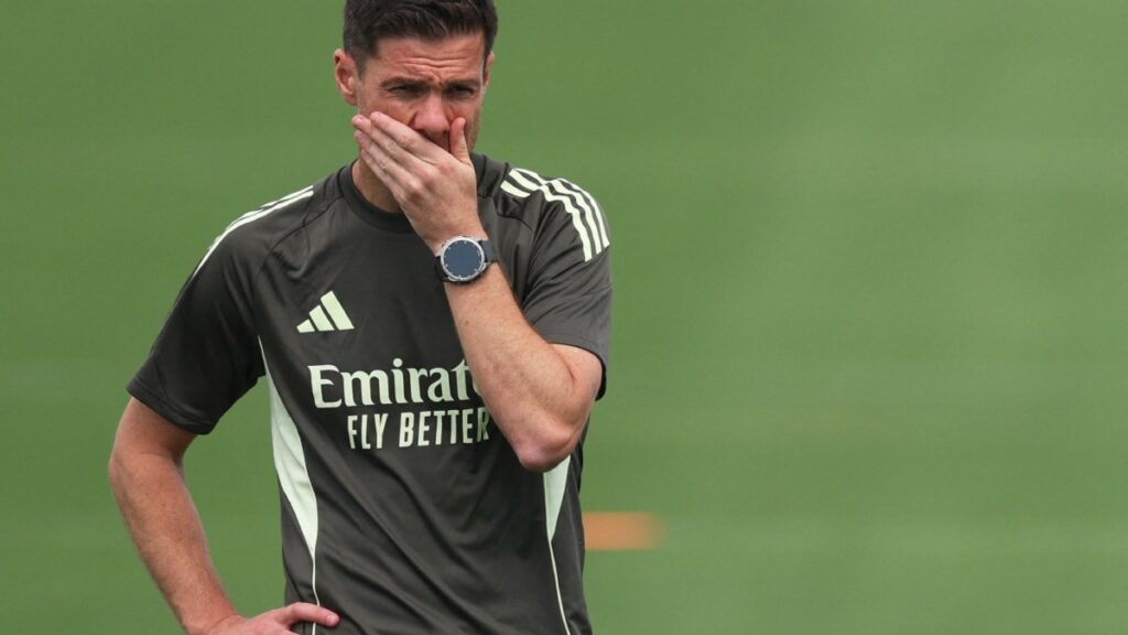 Alonso durante un entrenamiento del Real Madrid