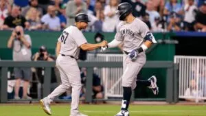 Aaron Judge logra su tercer jonrón consecutivo y comanda la victoria de los Yankees ante Royals