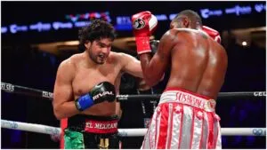 Zurdo Ramírez vs David Benavidez: el mexicano confirma pláticas y revela posible fecha de la pelea