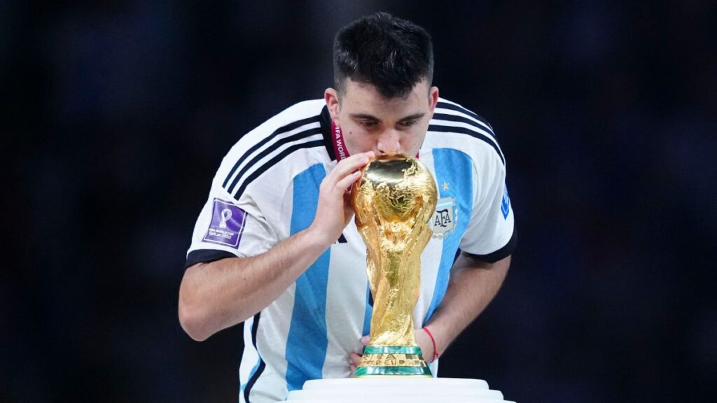 Huevo Acuña fue campeón del mundo y regresó a River Plate. | Imago7.