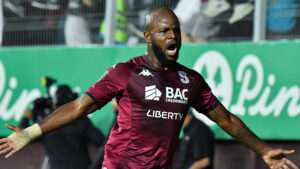 Sergio Gila rompe el silencio y habla sobre la polémica salida de Javon East del Saprissa