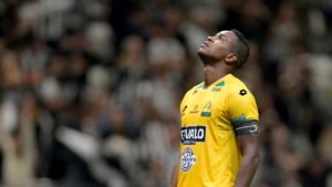 Atlético Bucaramanga araña la épica en Brasil, pero pierde la clasificación en los penales