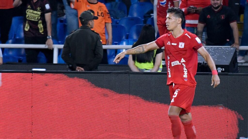 Rafael Carrascal será el encargado de tomar las banderas del América. Vizzor