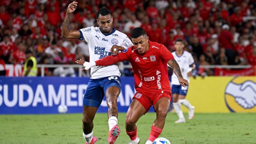 Barrio corrió y luchó, le faltó el gol. AFP